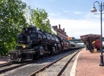 WMSR 1309 pulls the Frostburg Flyer train set into the boarding stop at Cumberland Station